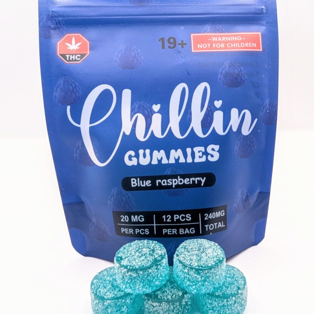Chillin Gummies Edible ‘Flying’ 240mg THC (12pcs x 20mg) - Blue Raspberry
